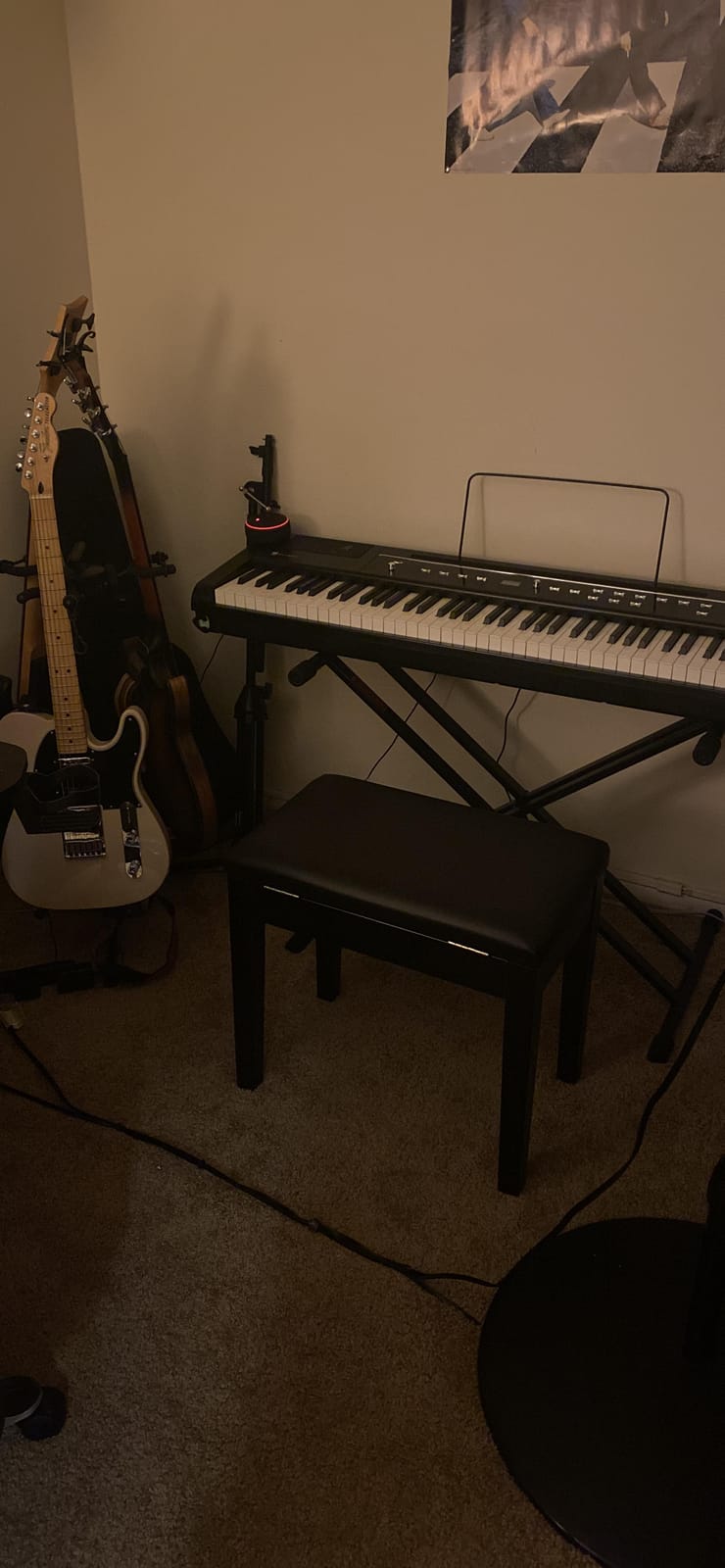 Donner Piano Bench with Storage, Solid Wood Keyboard Bench Piano Bookcase Stool Chair Seat with High-Density Sponges Pad, Black customer photo 2