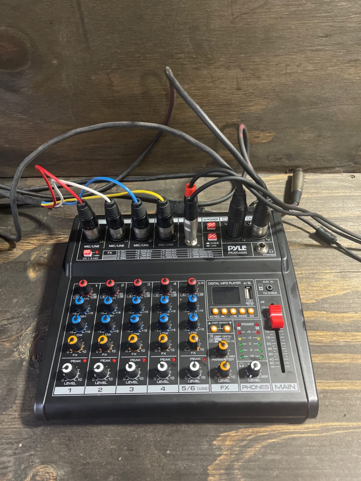 Pyle Professional Bluetooth DJ Audio Mixer - 6-Channel DJ Controller Sound Mixer w/DSP 16 Preset Effects, USB Interface, 4 XLR Mic/Line Input, AUX, FX Processor MP3 Player, Headphone Jack - PMX466 customer photo 1