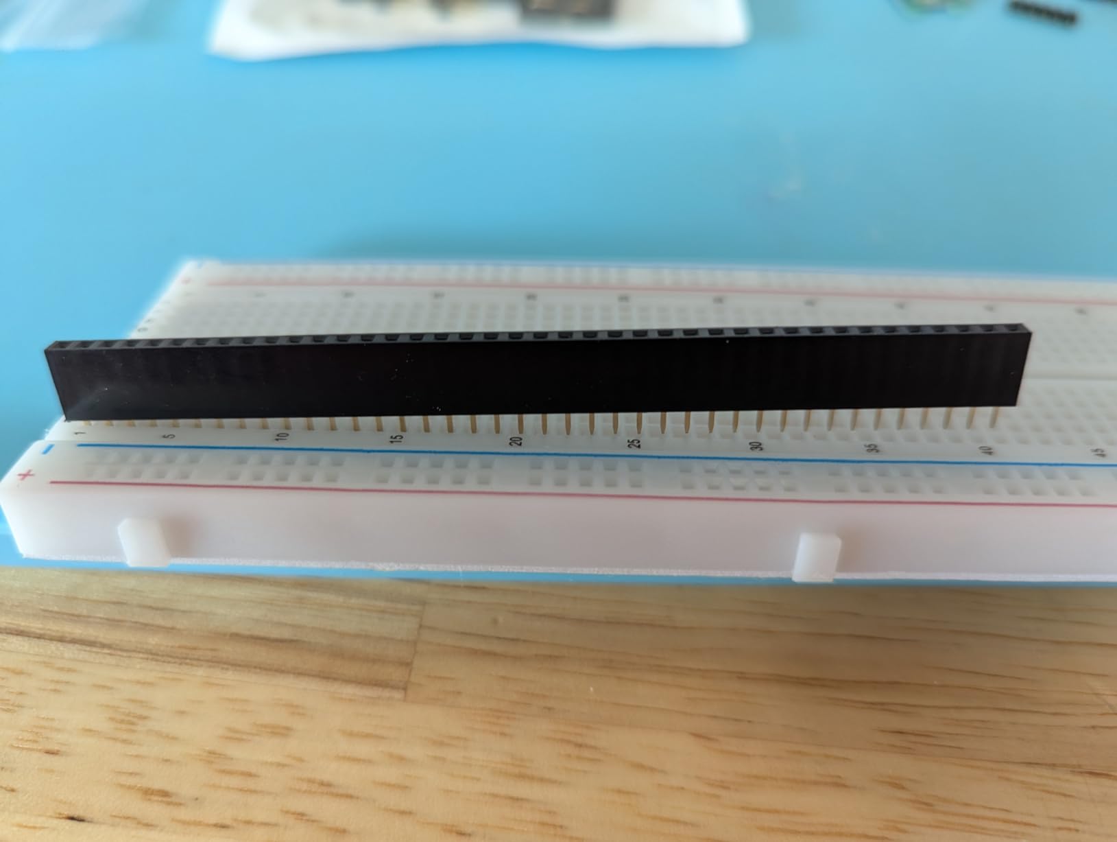 BOJACK 3 Values 130 Pcs Solderless Breadboard 4 Pcs 830 Tie Points & 400 Tie Points & 126 Pcs Flexible Breadboard Jumper Wires customer photo 1