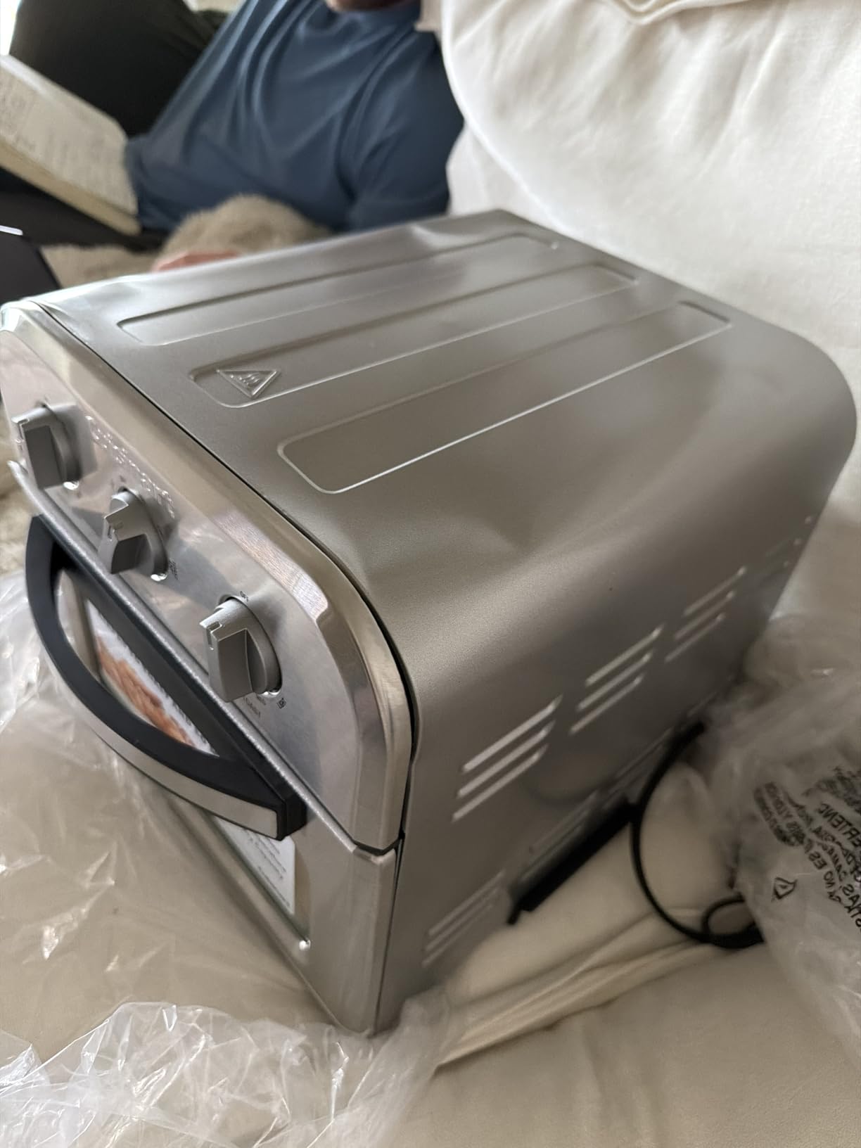 Cuisinart Compact Air Fryer Toaster Oven, Stainless Steel Fryer with 6-in-1 Functions, Adjustable Temperature, Includes Oven Rack, Baking Pan and Air Fry Basket, TOA-26 customer photo 2
