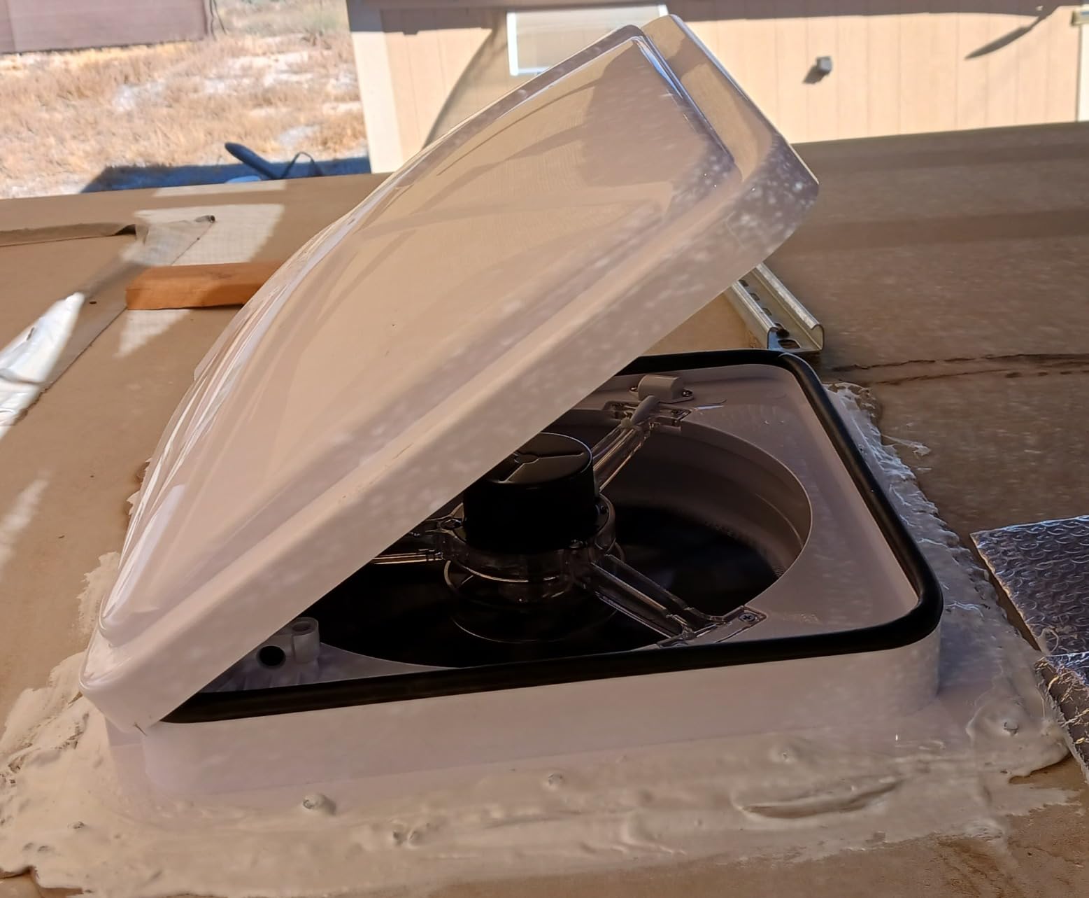 RV Roof Vent Fan 6-Speed-Reversible customer photo 2
