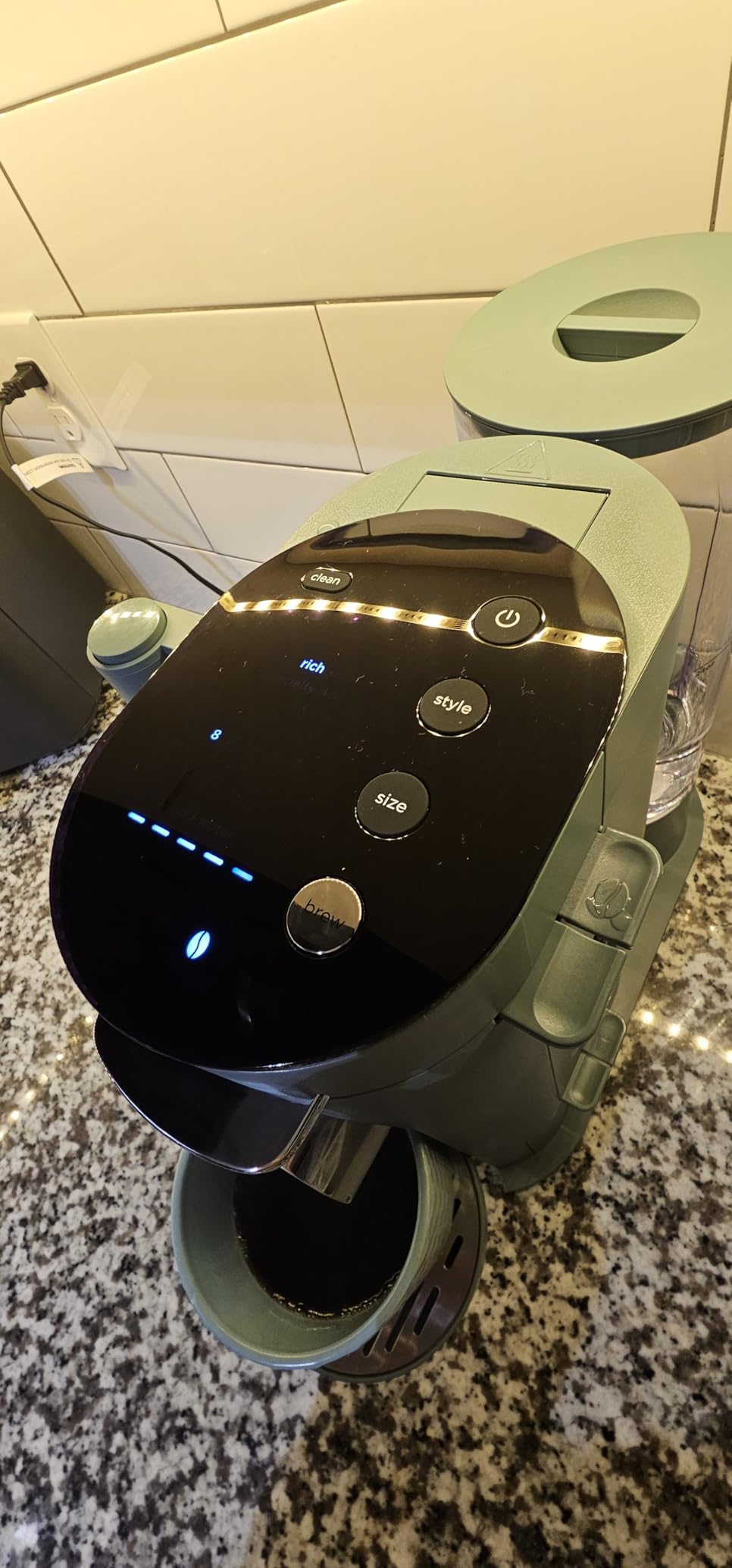 Ninja Single Serve Coffee Maker - Combo Machine, K-Cup Pods and Grounds customer photo 1