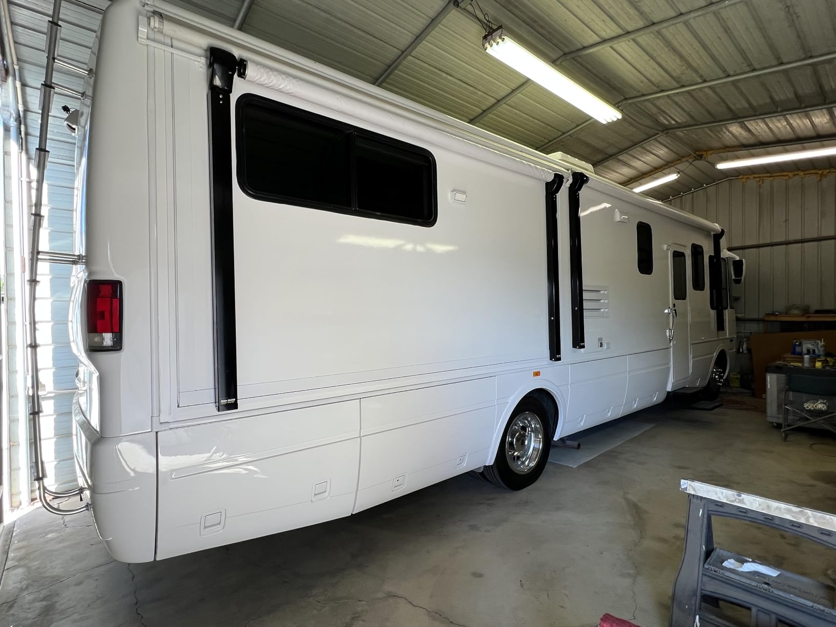 Black Electric Power RV Awning Frame and Fabric Assemblies Full Set for RV,5th Wheel,Travel Trailers,Toy Haulers,and Motorhome RV Trailer Awning for Home or Camper (16Feet, Grey Fade) customer photo 1