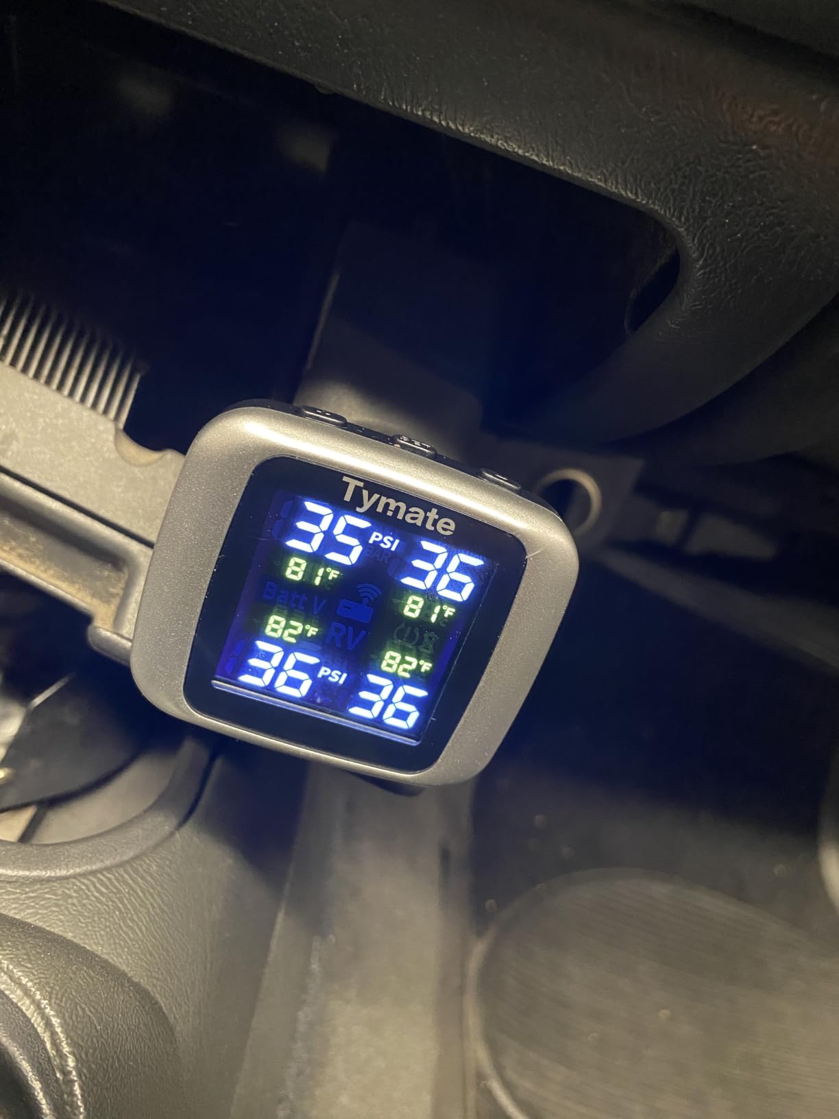 Tymate TM7 RV Tire Pressure Monitoring System, TPMS Set of 4 Sensors customer photo 1