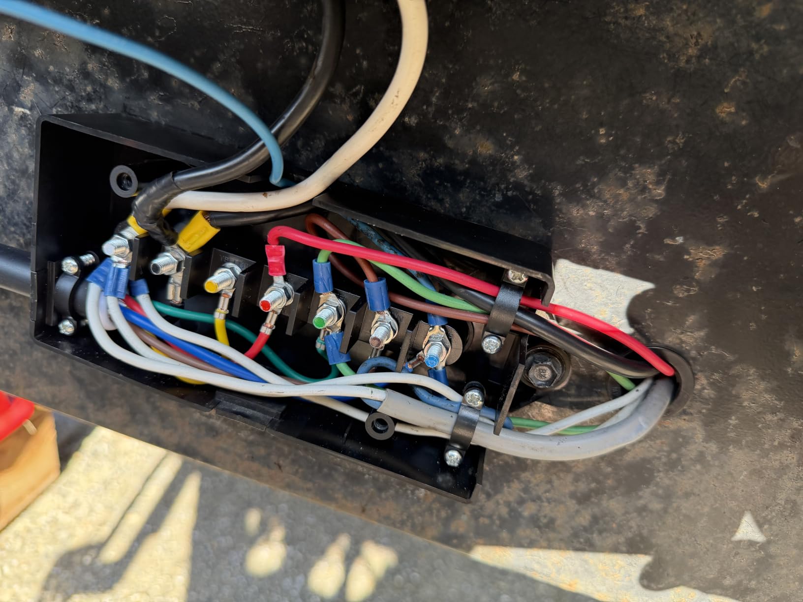 Nilight Heavy Duty 7 Way Inline Trailer Plug with 7 Gang Junction Box customer photo 1