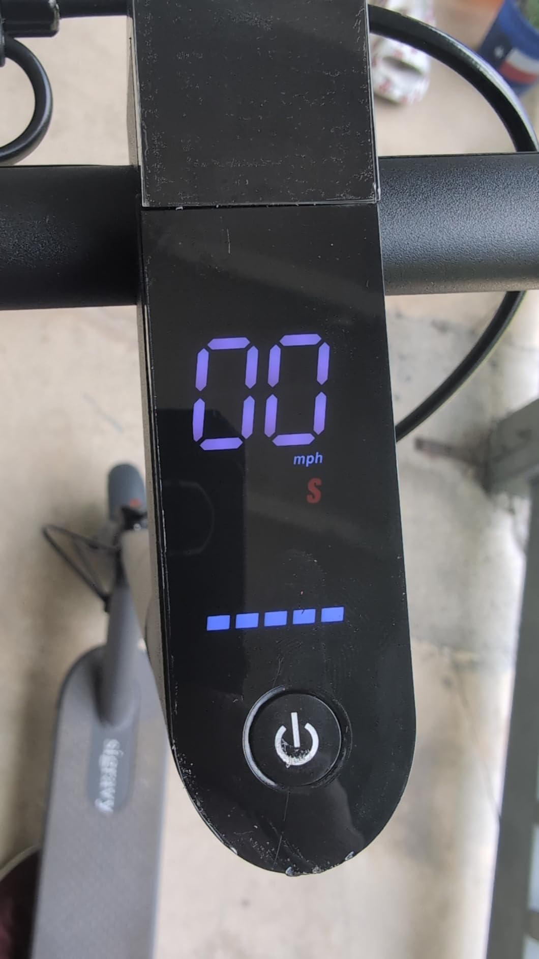Sigravy Electric Scooter for Teens, Pink Folding Commuter Adults Escooter customer photo 2