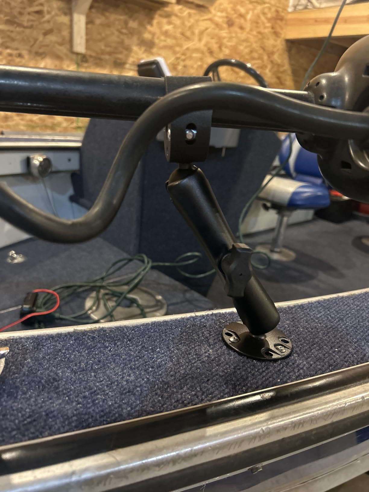 Trolling Motor Stabilizer Mount Support for Minn kota Terrova/Riptide Terrova/Ulterra/PowerDrive, 360° Adjustable Anti-Vibration Trolling Motor Shaft Clamp Mount customer photo 2