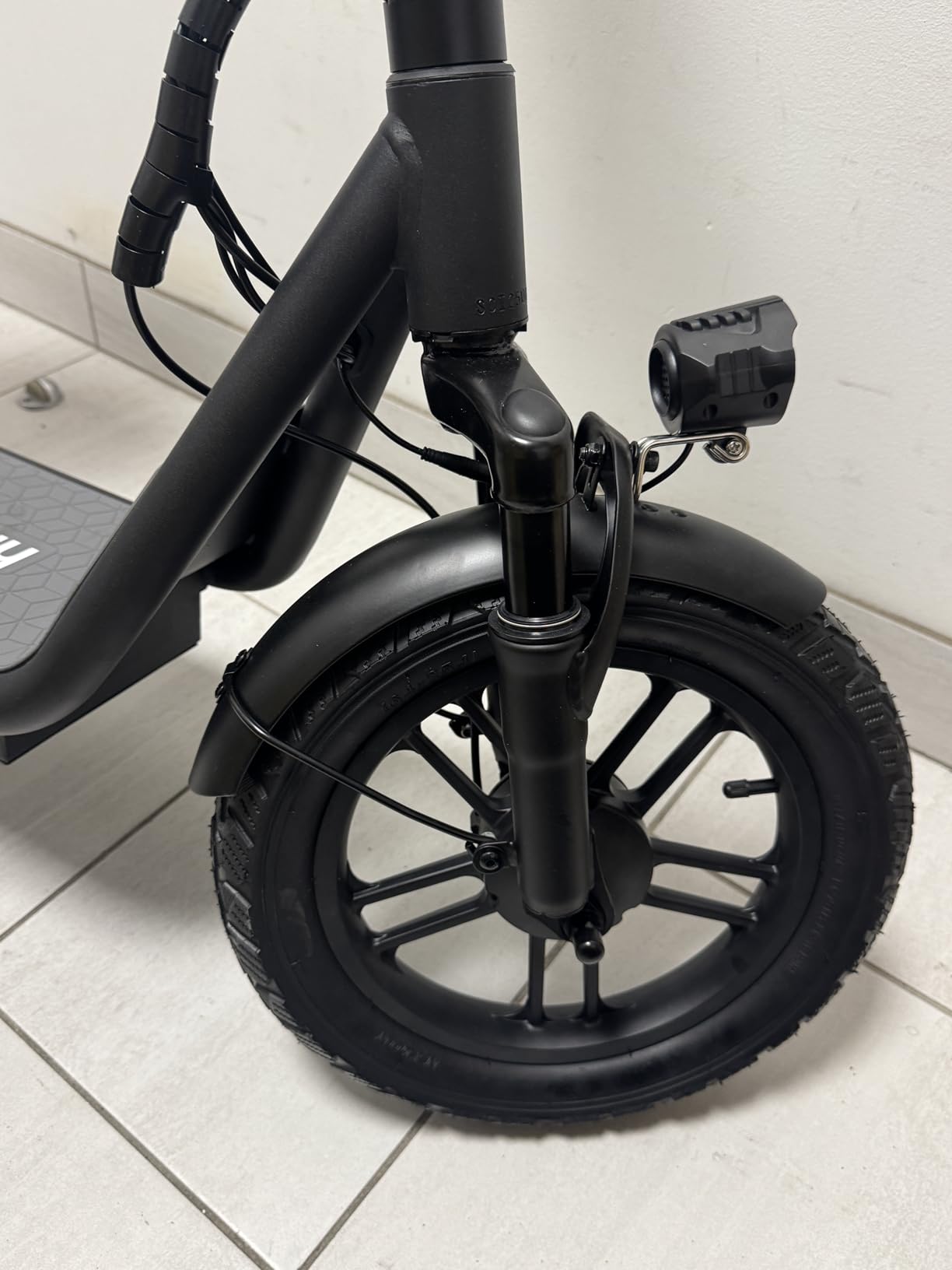Hiboy Q2/U2 Electric Scooter with Seat for Adults, 20-25 Miles customer photo 1